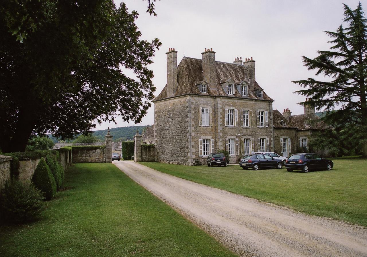 Hospitalité — Domaines, châteaux & lieux isolés